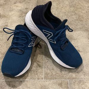 New Balance Fresh Foam Roav MROAVCR Blue Running Shoes Men's Size 10.5 D